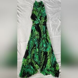 Never Worn - Tropical Green Leaf Print Maxi Dress